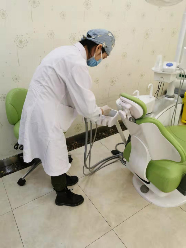 不惧危害 万众一心