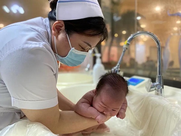 妈妈“双线”战疫，女儿报考医学专业被录取