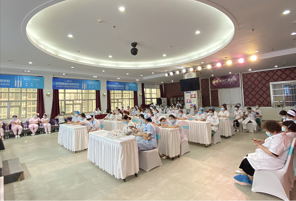 武汉仁爱医院开展新冠肺炎防控院感培训及演练培训事情