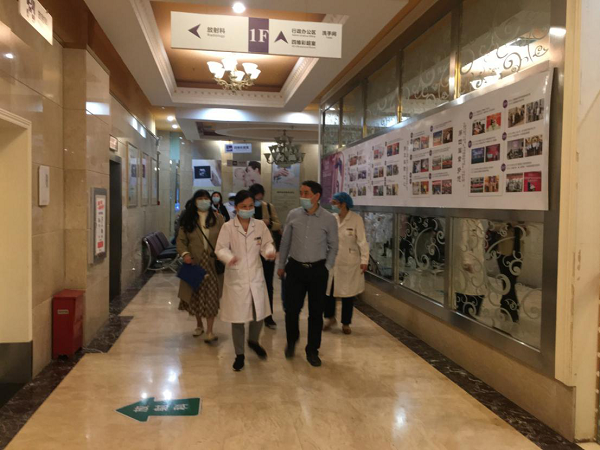 武汉市卫健委向导来院举行产科质量航行检查