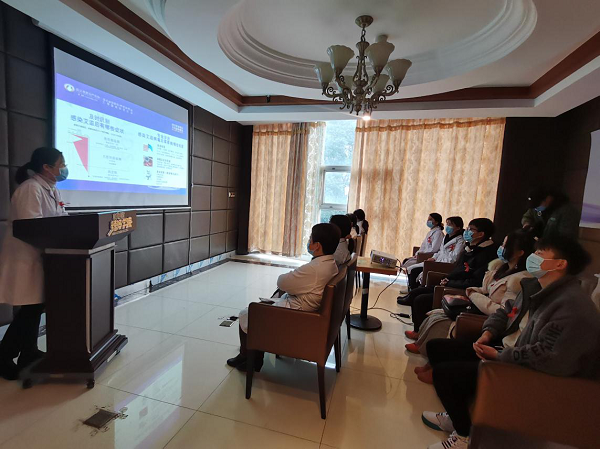 武汉真爱妇产医院建设自愿者宣讲团 转达防治艾滋病专业知识